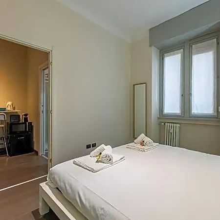 Sant' Ambrogio Ensuite Appartement Milaan