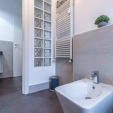 Sant' Ambrogio Ensuite *